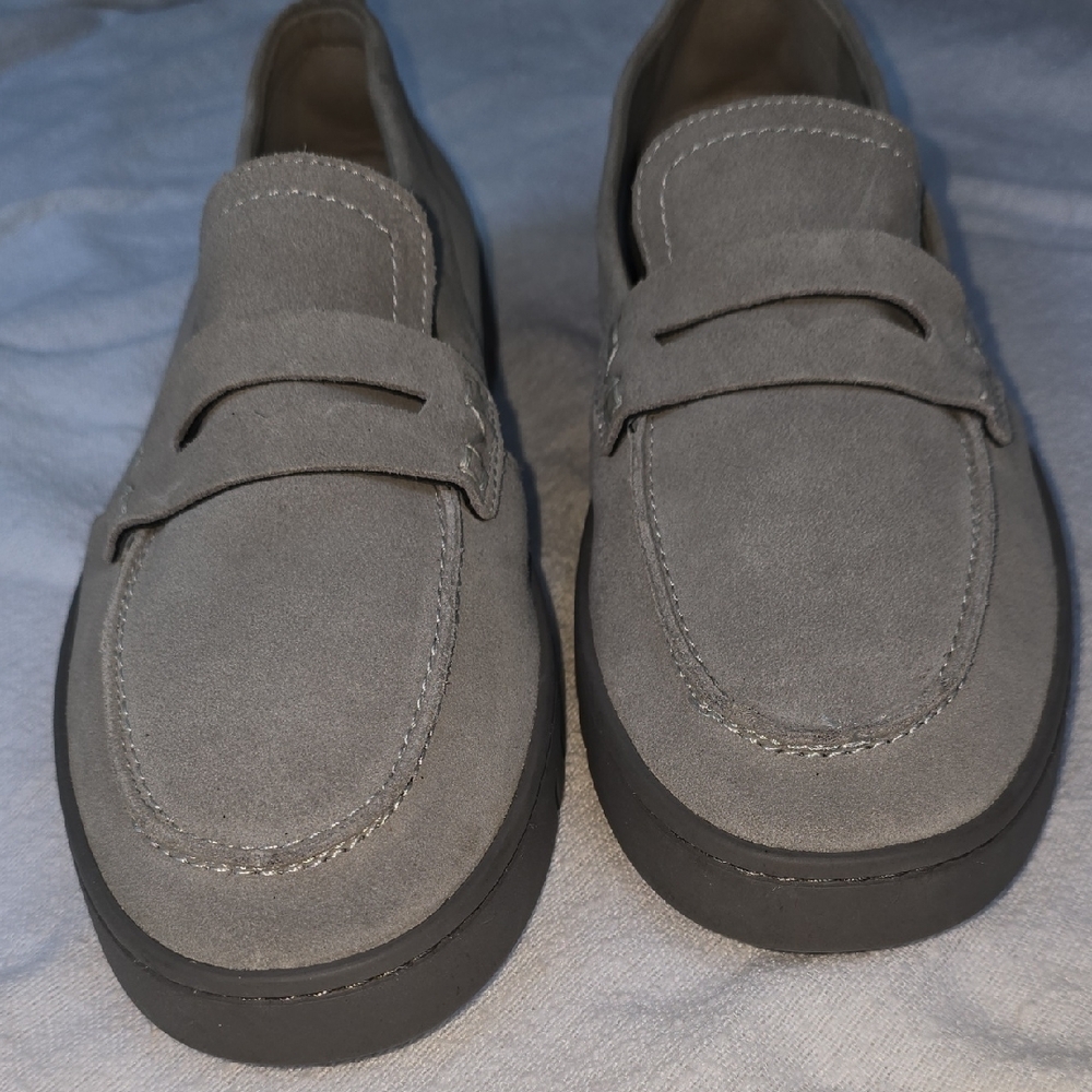 Vionic Women's Suede Slip-On Loafers in Light Gray 9.5 - Picture 4 of 9